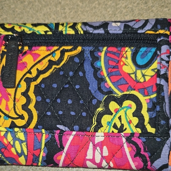 NWOT Vera Bradley Colorful Quilted Women's Wallet - Picture 3 of 13